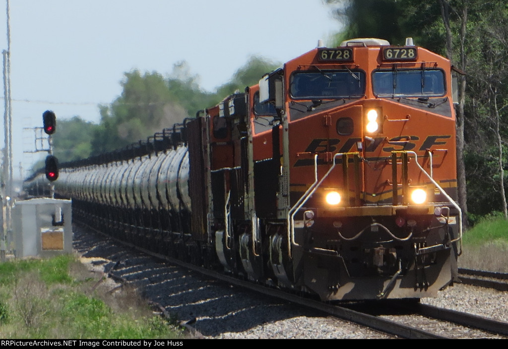 BNSF 6728 West